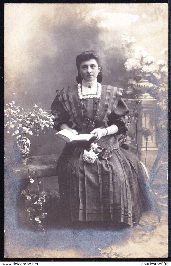 VIEILLE CARTE PHOTO ARGENTIQUE MONTEE * DAME RICHE - MODE * - Alte (vor 1900)