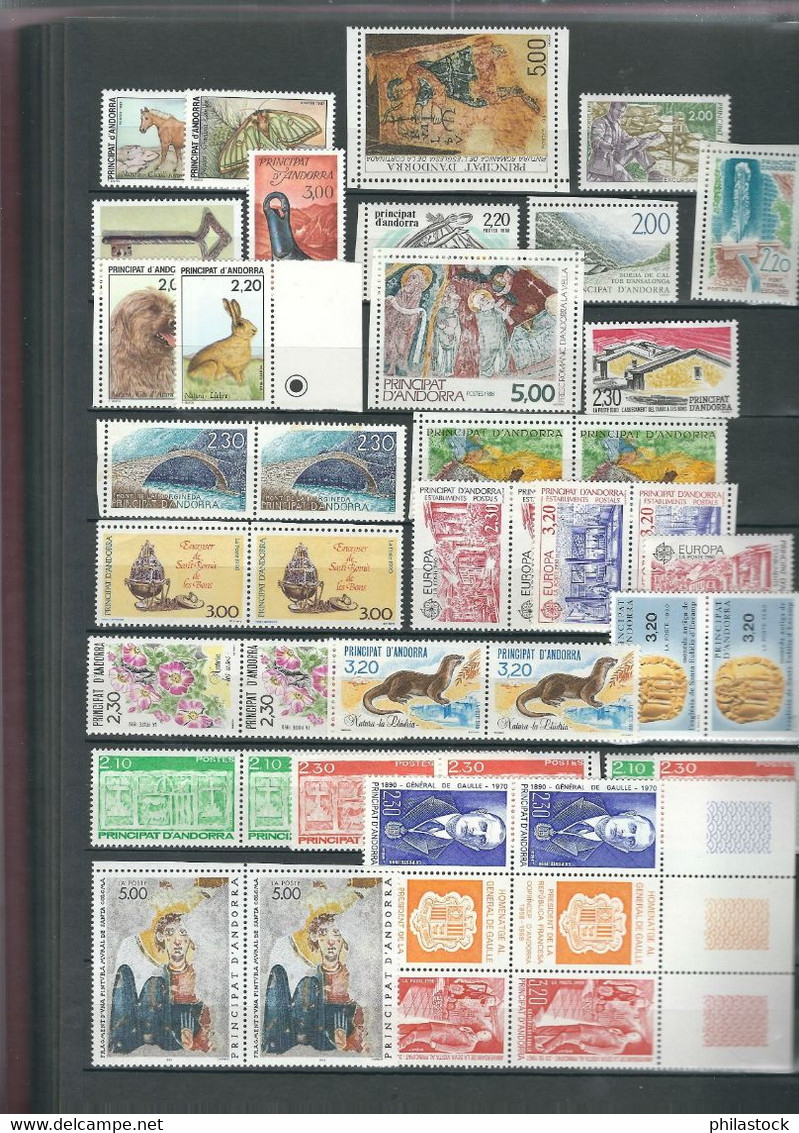ANDORRE lot timbres tous luxes ** blocs coins datés dates différentes en album Yvert