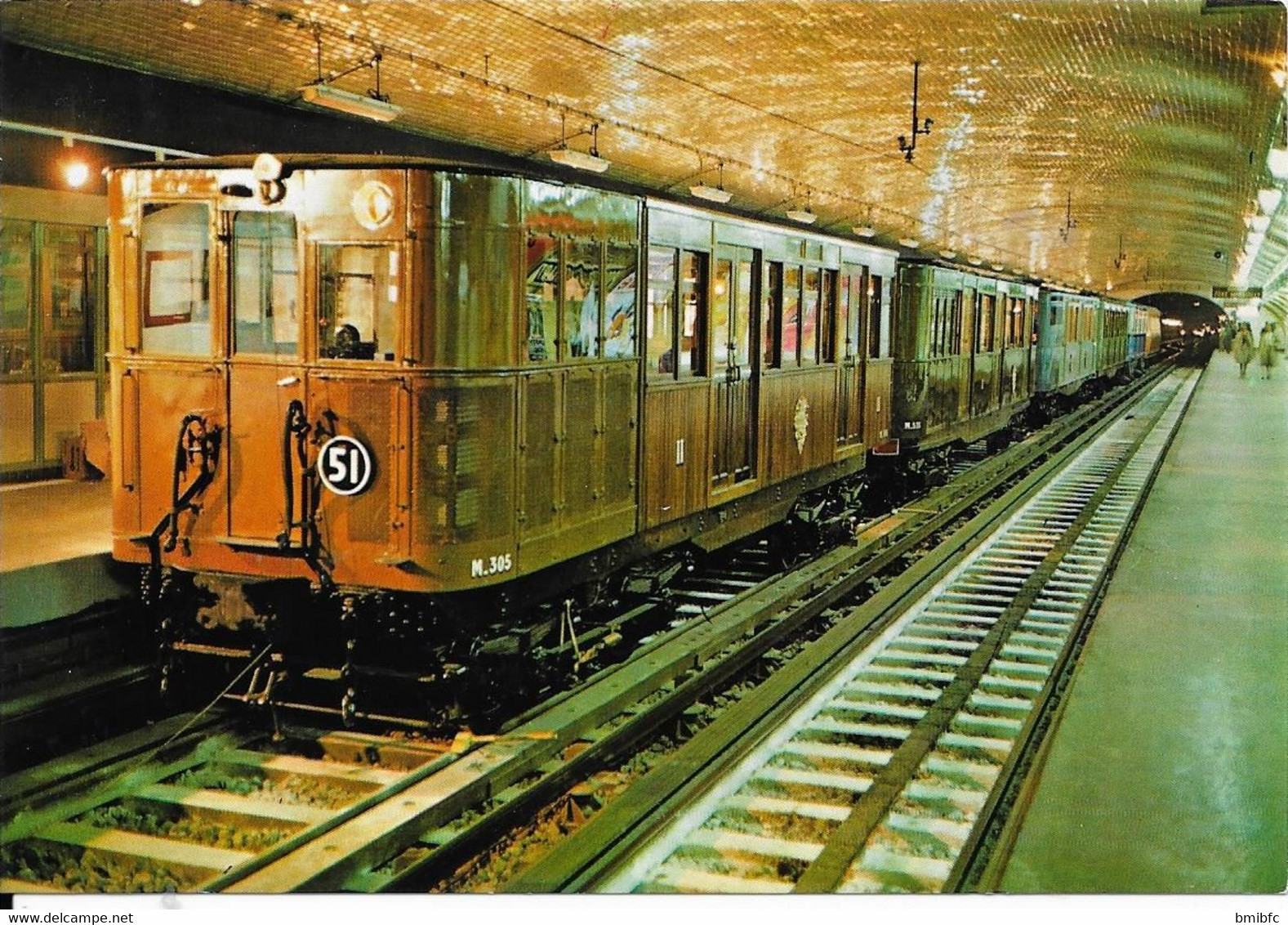 M2TROPOLITAIN DE PARIS - Matériel Historique Présenté à La Station Porte Maillot En Juin 1975 - Motrice Thomson......... - Métro
