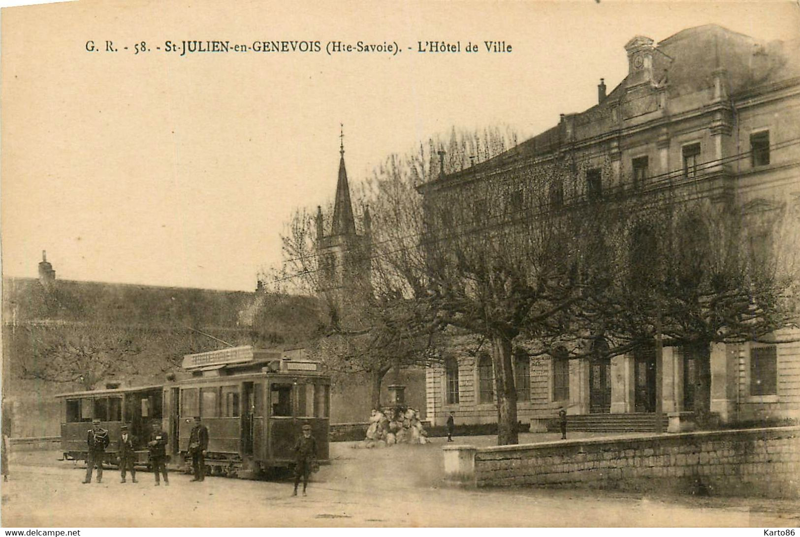 St Julien En Genevois * La Place De L'hôtel De Ville * Tram Tramway - Saint-Julien-en-Genevois