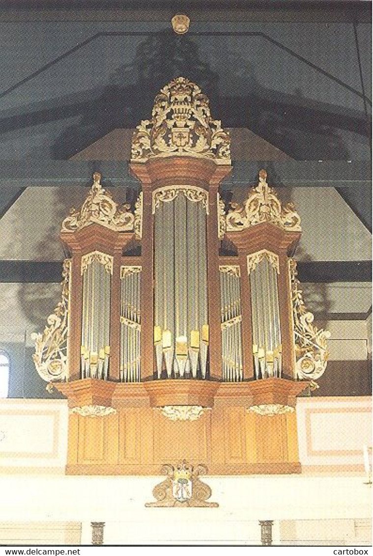 Hindeloopen, Grote Kerk , Van Dam Orgel    (Een Raster Op De Kaart Is Veroorzaakt Door Het Scannen) Met Klassieke Auto's - Hindeloopen