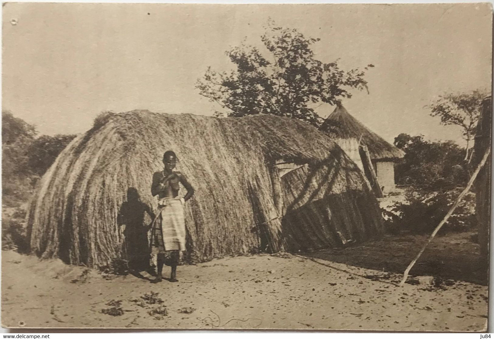 Zambèse - Hutte à Kama - Carte Postale Non Voyagée - Zambezia