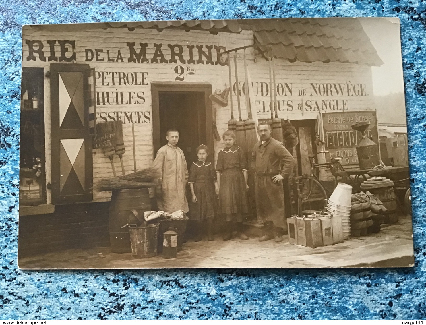 Carte Photo Lille PORT VAUBAN EPICERIE DE LA MARINE PEINTRE EMILE CRU QUAI 2BIS Lille Voir Photos - Lille