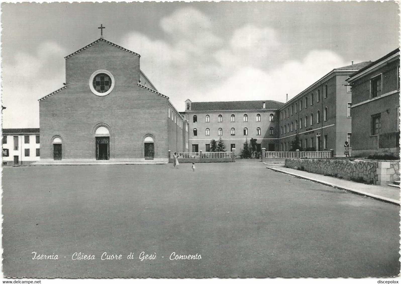 AB446 Isernia - Chiesa Cuore Di Gesù E Convento / Non Viaggiata - Isernia