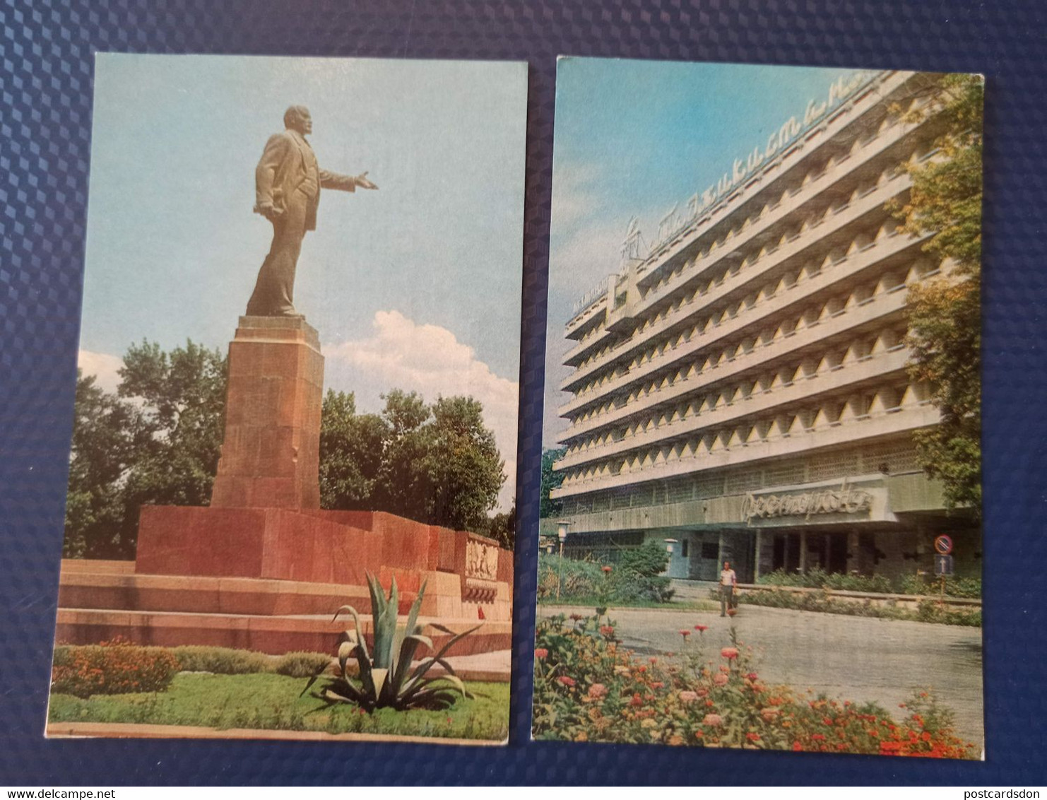 TAJIKISTAN  Dushanbe  Capital.  12 Postcards Lot  - Old USSR Postcard  - 1970s Lenin Monument - Tadjikistan