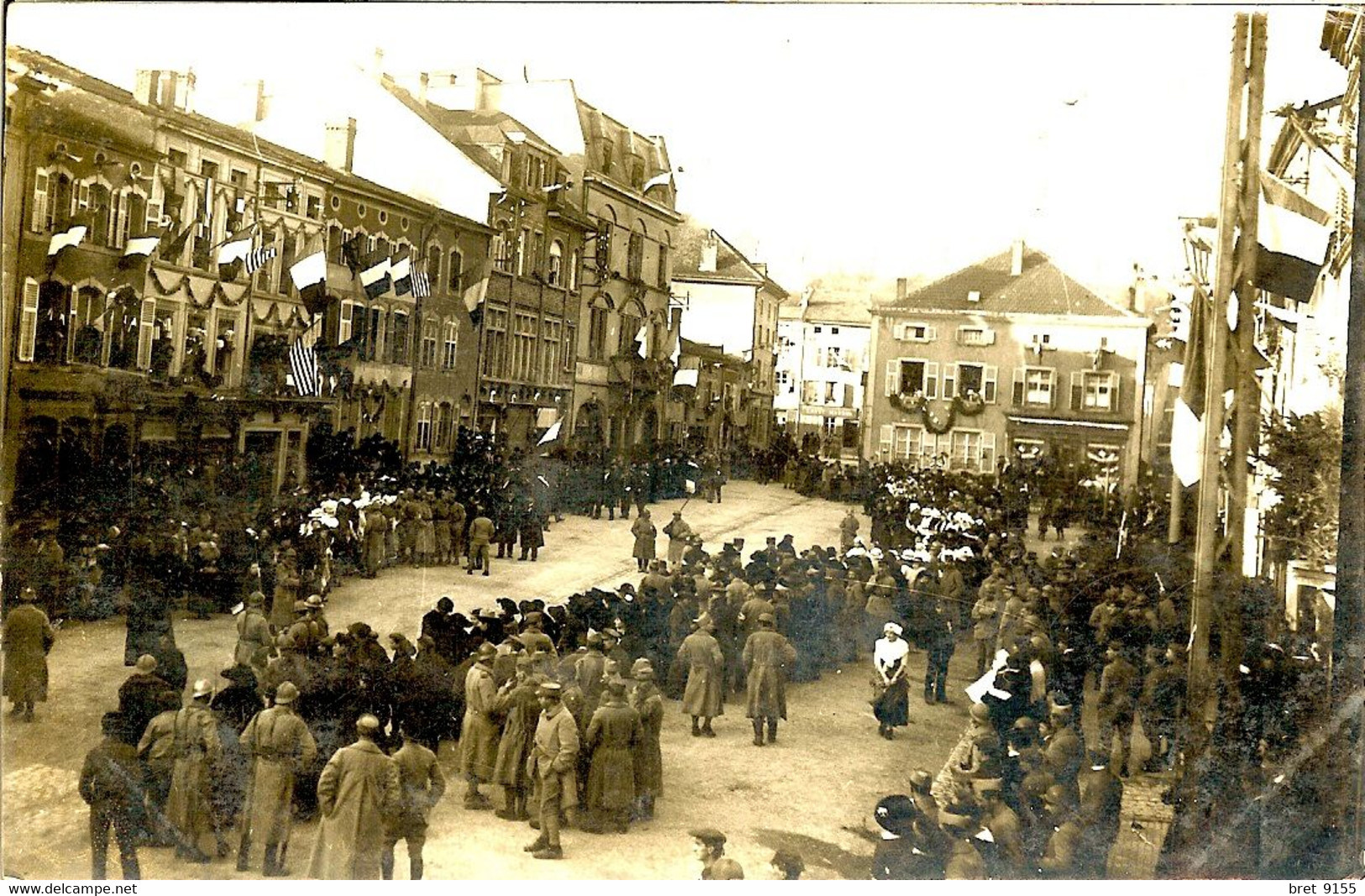 57  CARTE PHOTO SOUVENIR DE MORHANGE OU LES BOCHES NE SONT PLUS 24/11/1918 JE T EMBRASSE BIEN FORT TON PAPA - Morhange