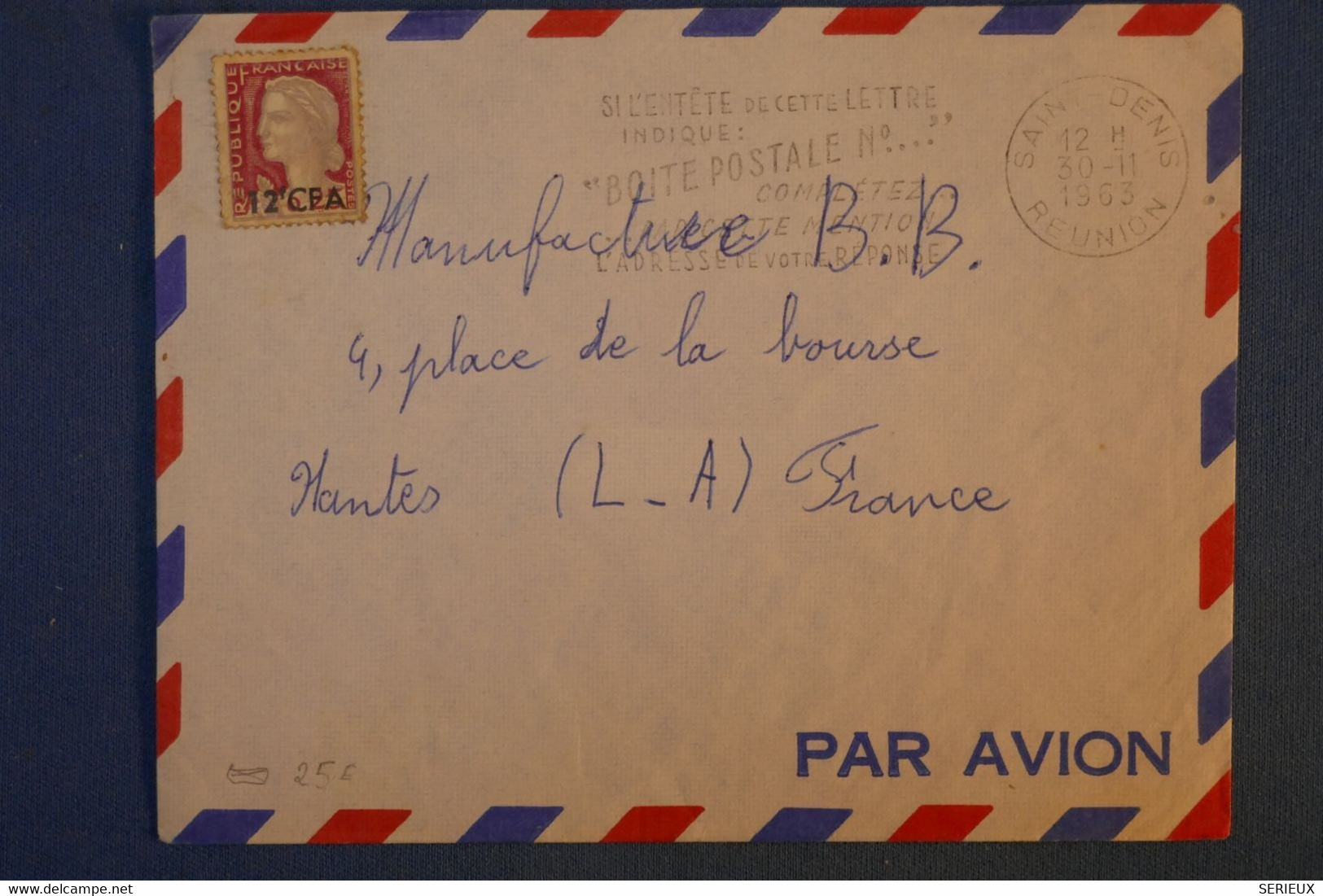 H24 LA REUNION BELLE LETTRE CURIOSITé 1963 PAR AVION ST DENIS A NANTES FRANCE +OUBLI DE TAMPON + AFFRANCH. INTERESSANT - Storia Postale