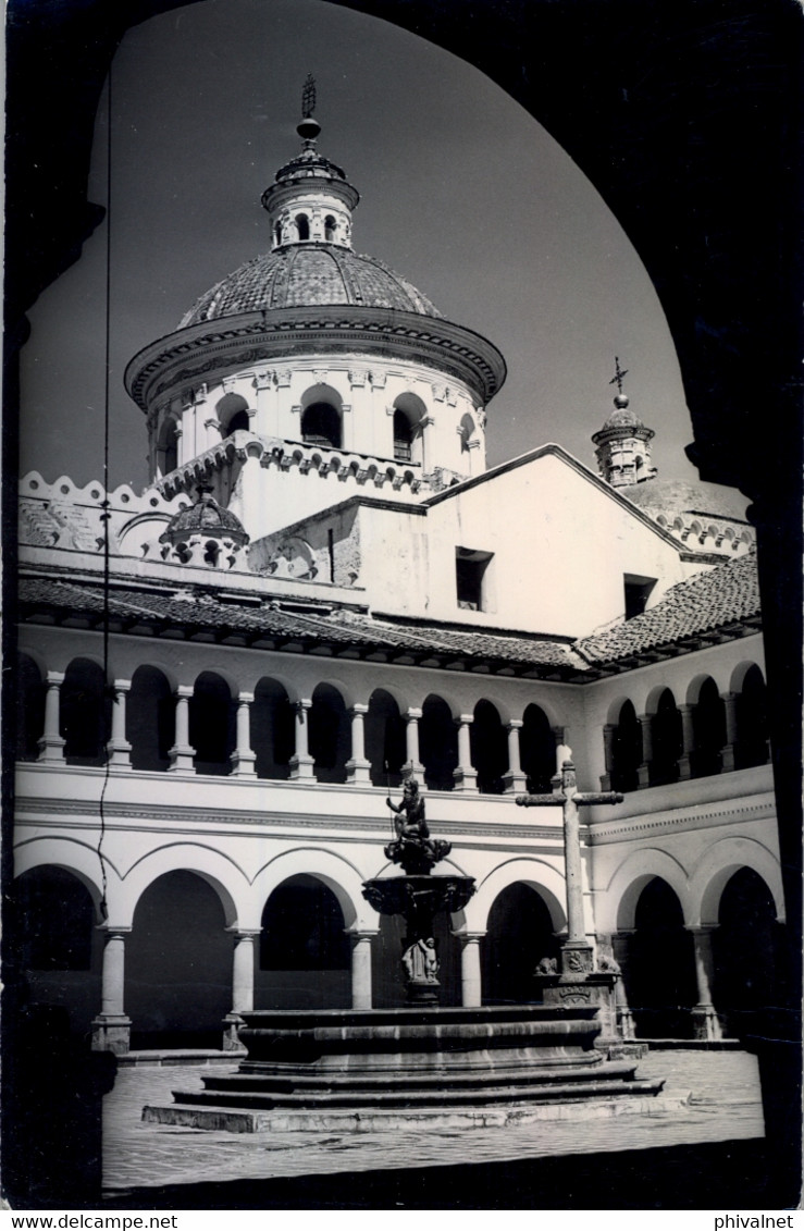 ECUADOR , T.P. CIRCULADA ,  CLAUSTRO DEL CONVENTO DE LA MERCED - Ecuador