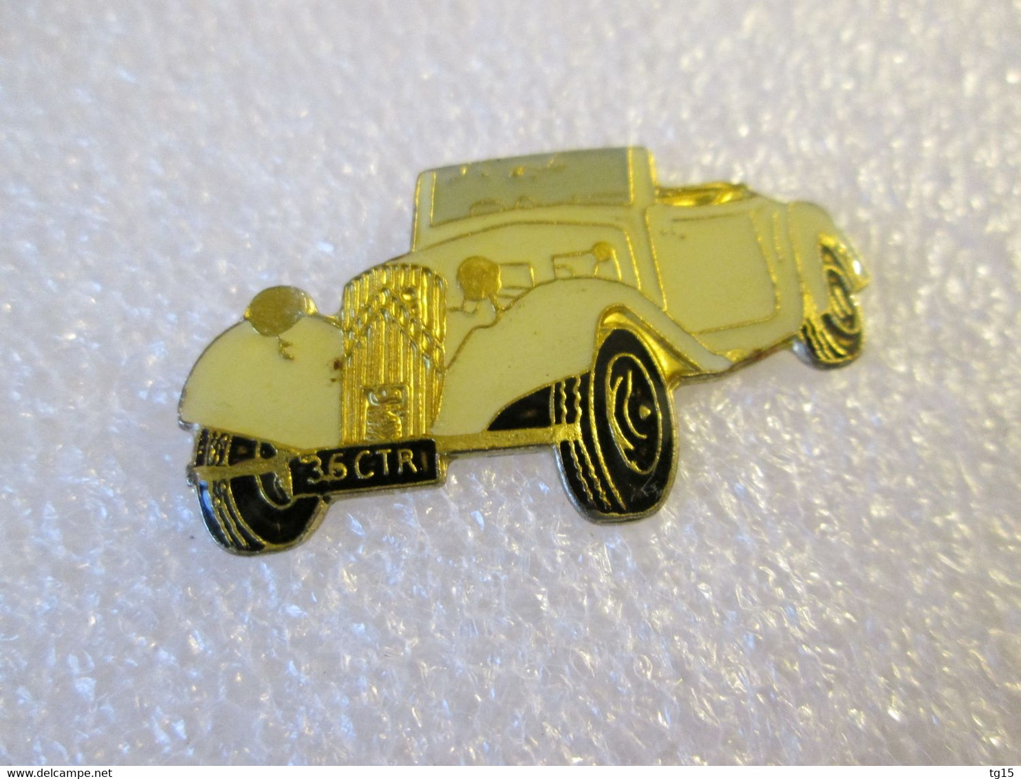 PIN'S   CITROEN  TRACTION CABRIOLET - Citroën