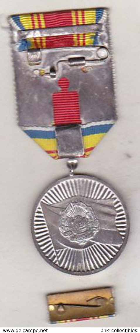 Romania "25 Years Of Proclamation Of The Republic " Medal - Roumanie - Other & Unclassified