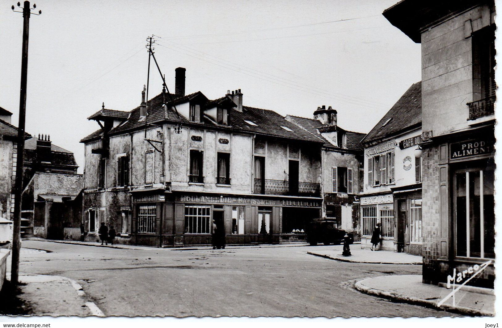 CPSM Limay Place Du Temple édition D' Art, Marco - Limay