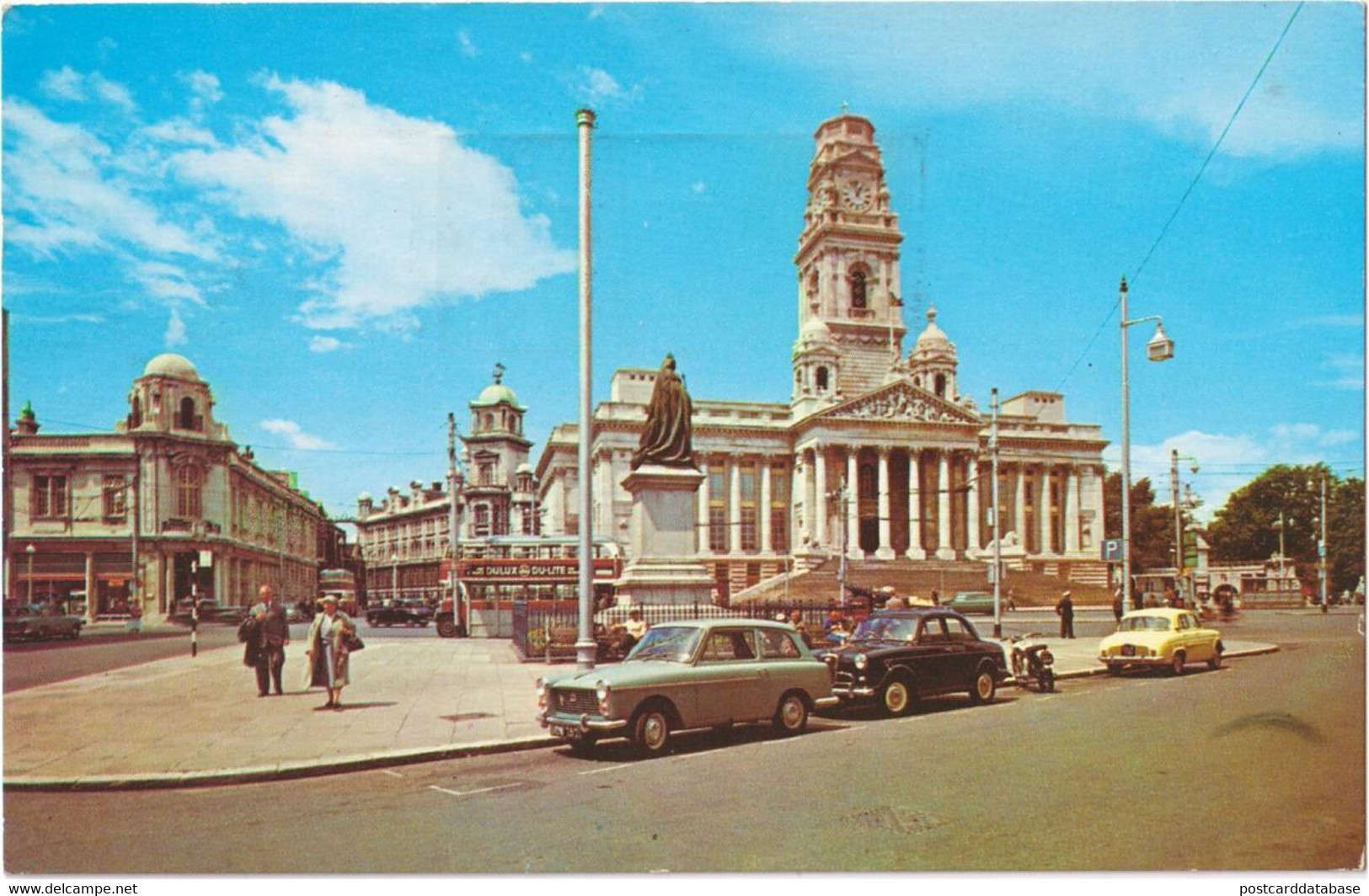 Portsmouth - The Guildhall - & Old Cars - Portsmouth