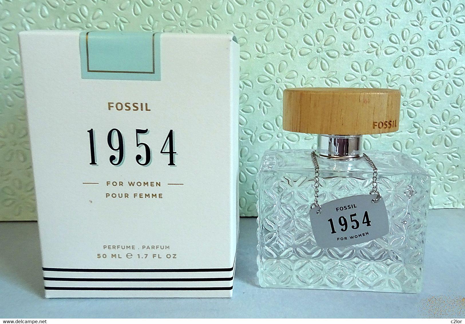 Flacon Spray "1954" De FOSSIL Eau De Toilette Pour Femme 50 Ml Avec Sa Boite -Vide/Empty- - Flacons (vides)