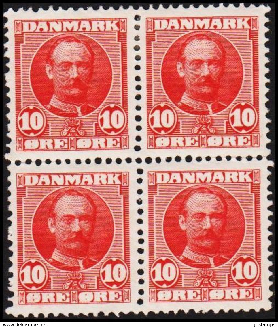 1907. DANMARK. Fr. VIII. 10 Øre Rød IN 4-BLOCK With 2 Stamps Never Hinged And 2 Stamps Hinged. (Michel 54) - JF515657 - Unused Stamps