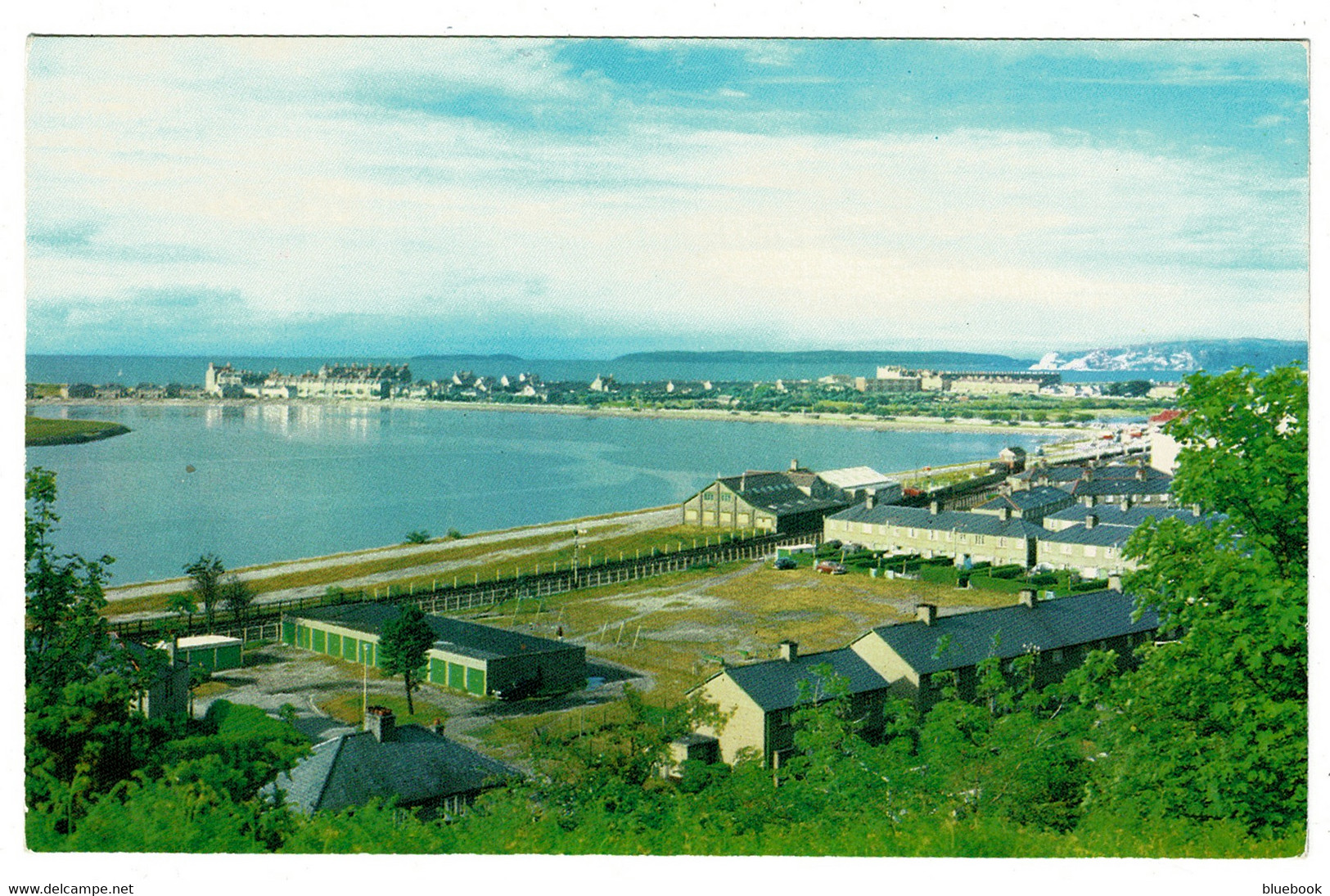 Ref 1515 - Postcard - Pwllheli Caernarvonshire Wales - Caernarvonshire