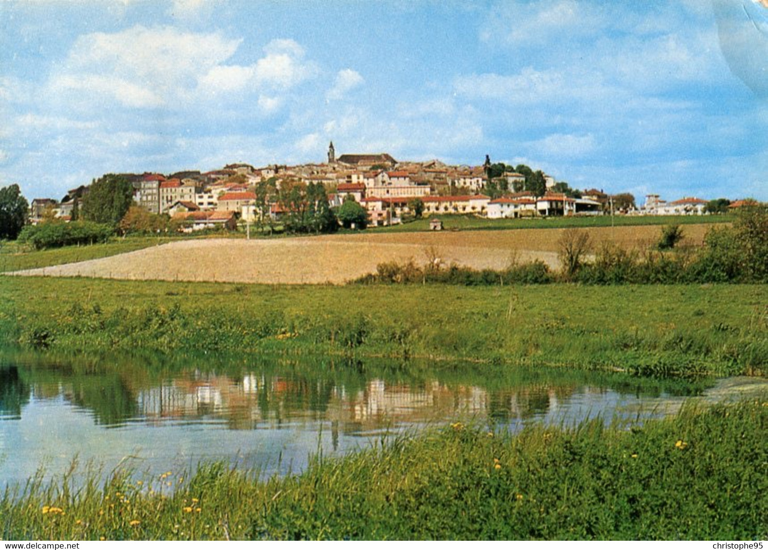 47.n° 24070 . Montflanquin . Vue Generale. Cpsm. - Monflanquin