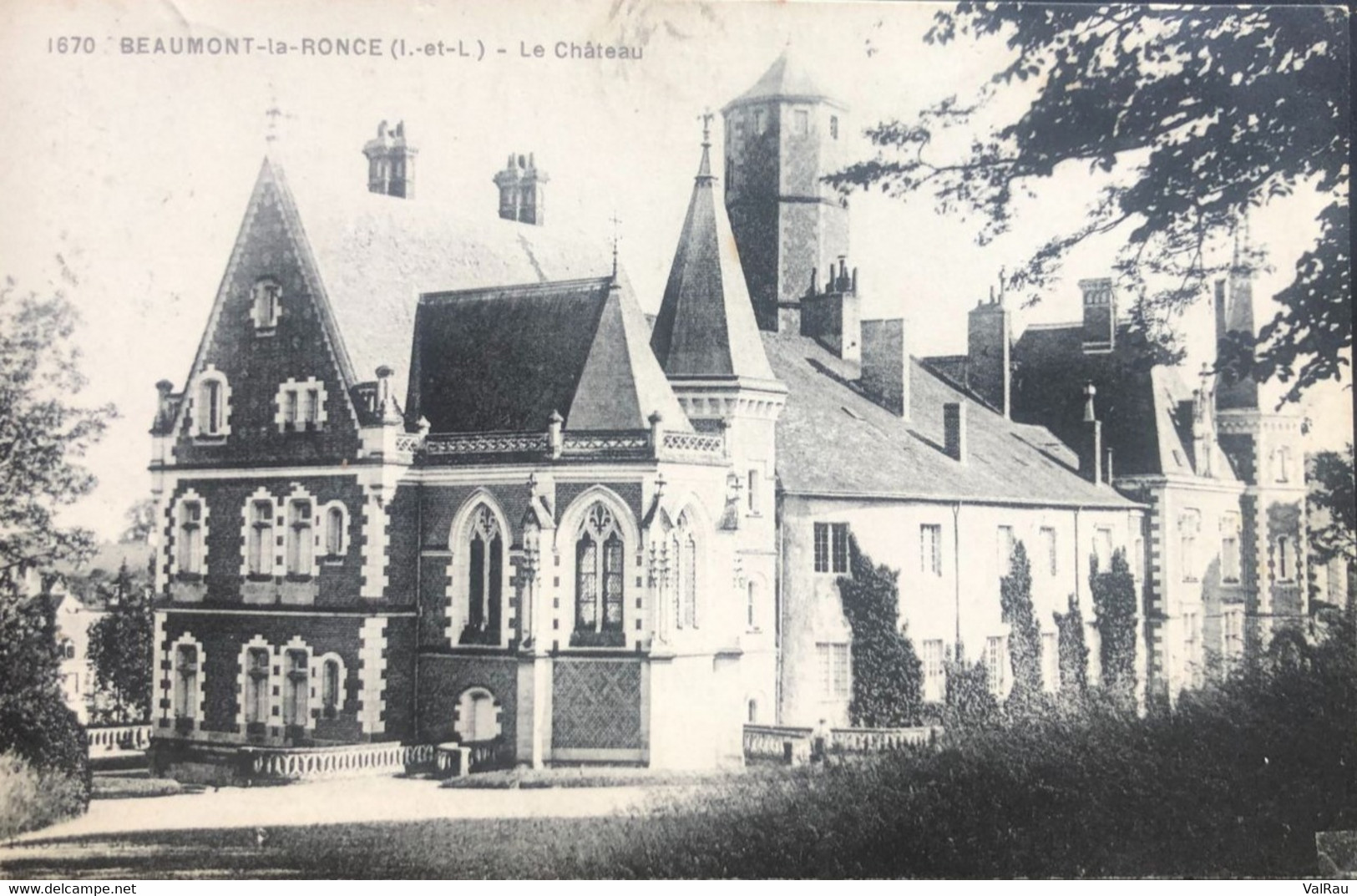 Beaumont-la-Ronce, Le Château - Beaumont-la-Ronce