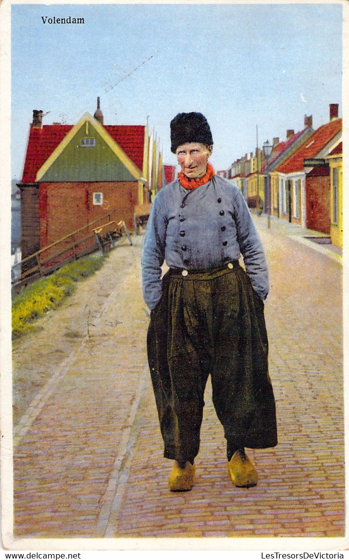 Volendam - Personnage Homme En Costume Traditionnel - Oblitéré En 1934 - Verzend Per Luchtpost -poste Aérienne - Volendam