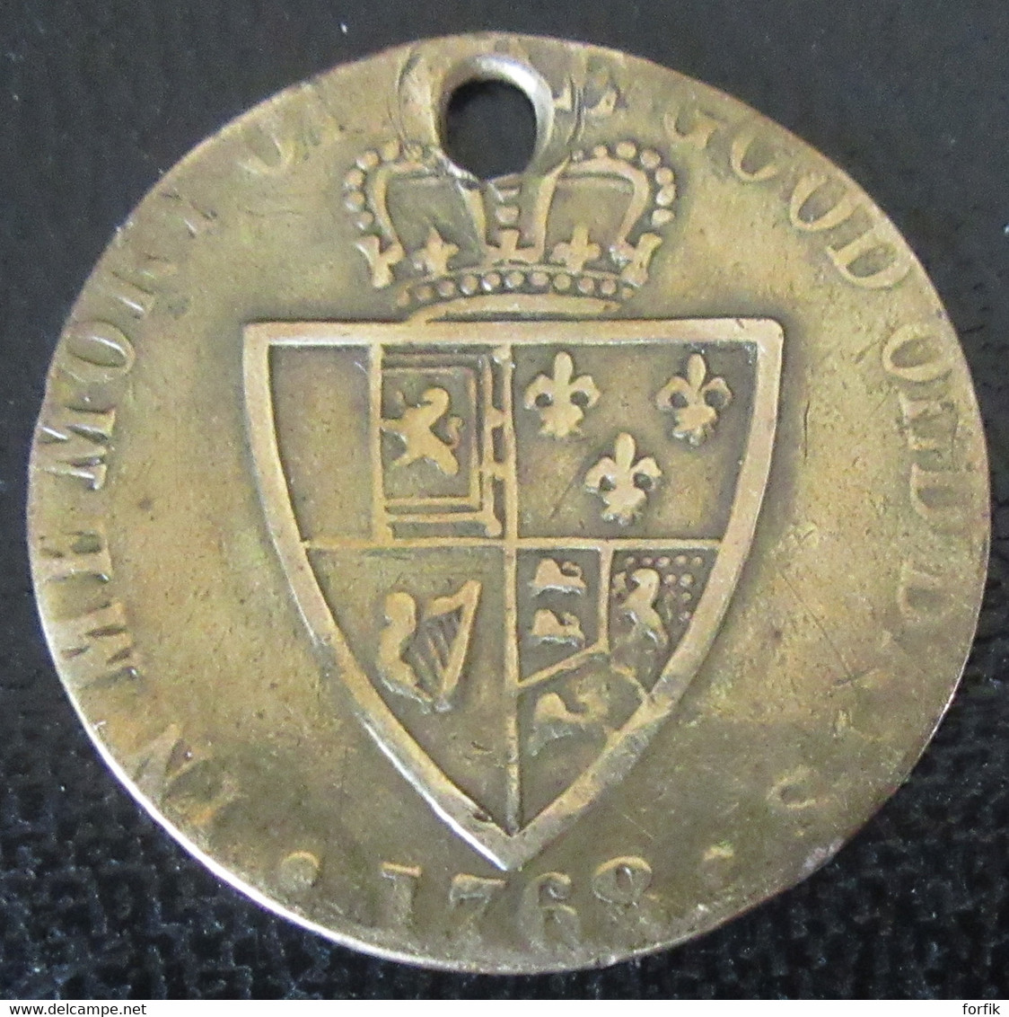 Jeton / Token George III 1768 - "In Memory Of The Good Old Days" - Laiton - Percé - Diam. 25mm, Poids : 3,16g - Royal/Of Nobility