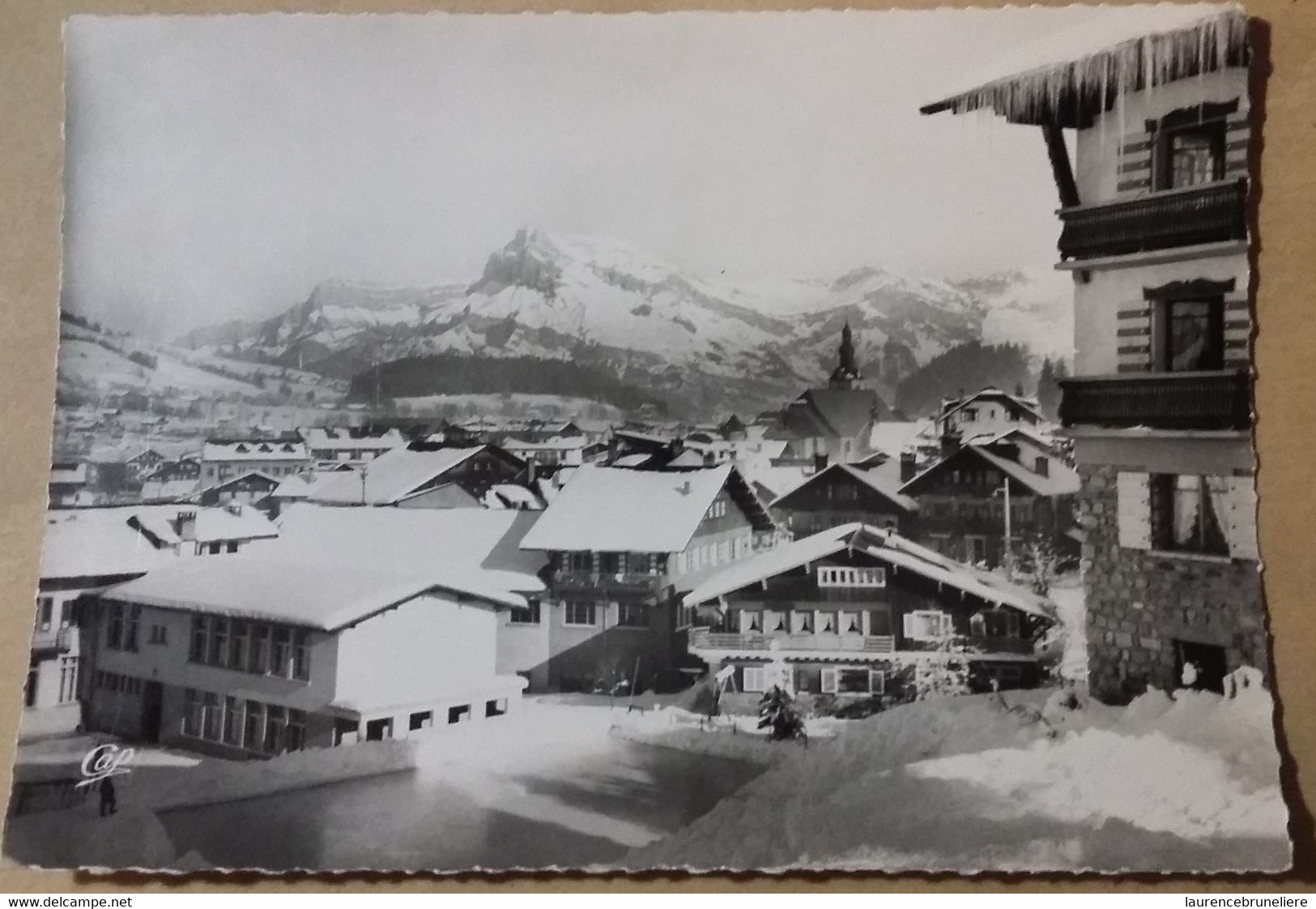 74  MEGEVE    VUE GENERALE  ET  LES  AIGUILLES  DE  WARENS - Megève