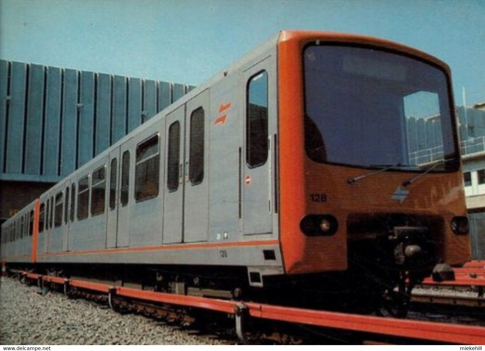 BRUXELLES-METRO -RAME-UNITE DE TRACTION - Public Transport (underground)