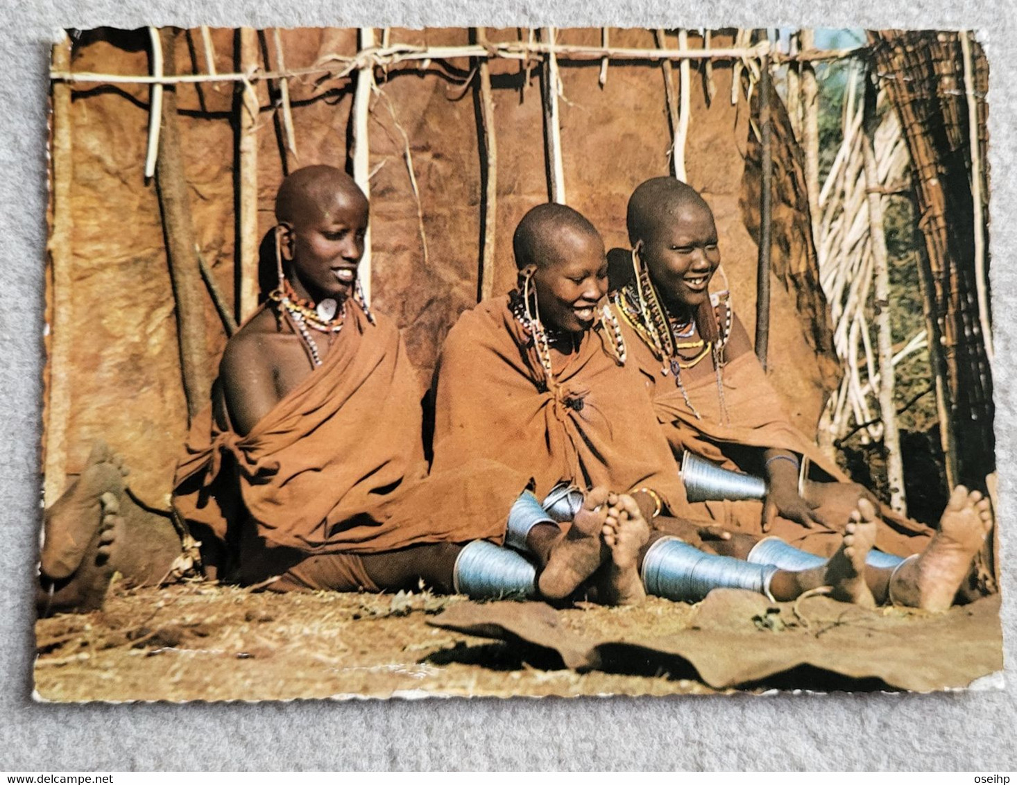 CPM Afrique Kenya MASAI GIRLS Outside The Hut - Femme - Kenya