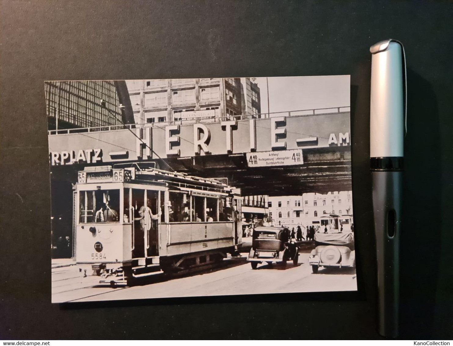 Berlin, Alexanderplatz 1940, Staßenbahn Line 65 Und Straßenverkehr, Foto-Abzug, S/w 10 X 15 Cm - Trains