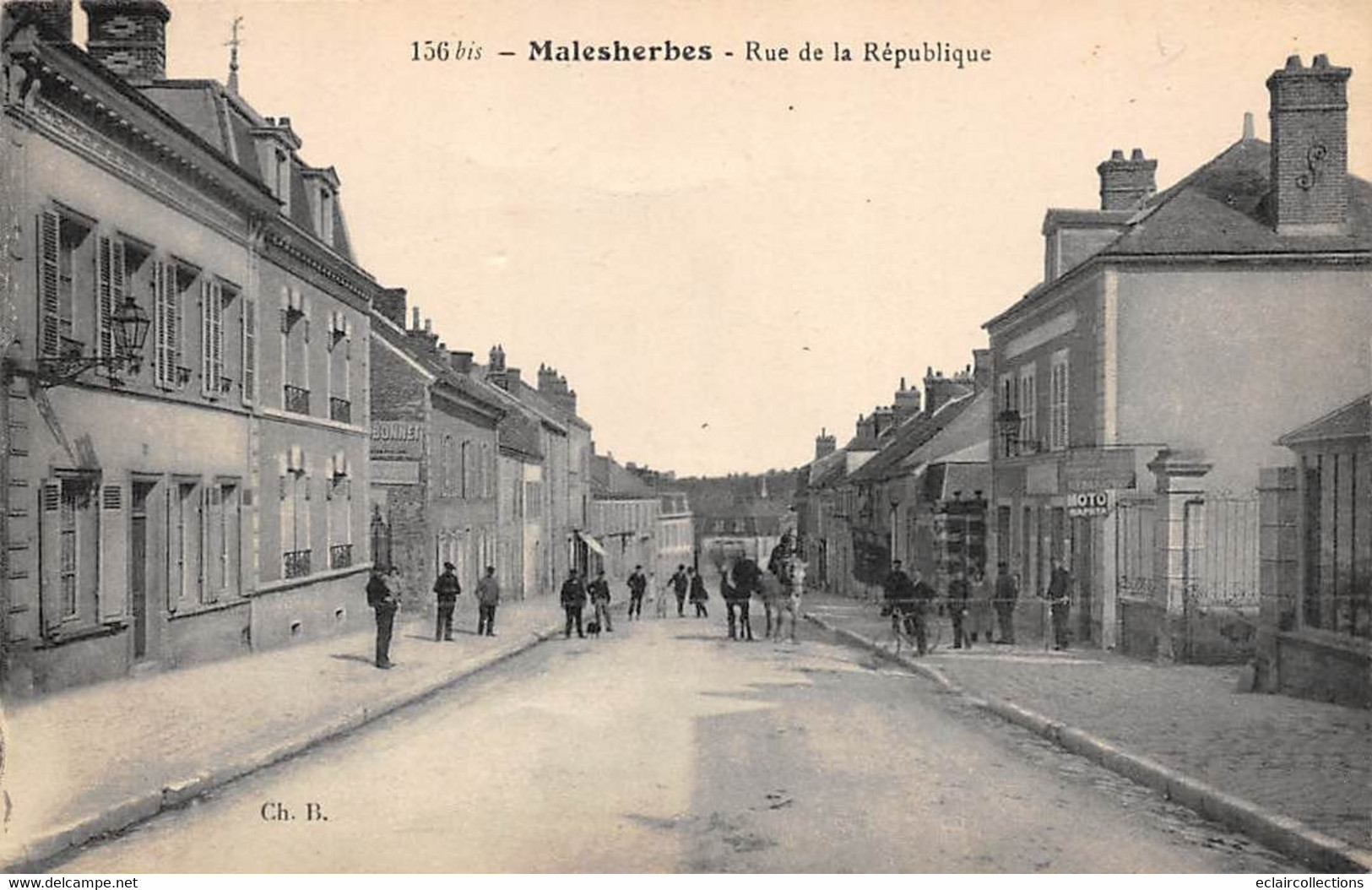 Malesherbes           45          Rue De La République            (voir Scan) - Malesherbes