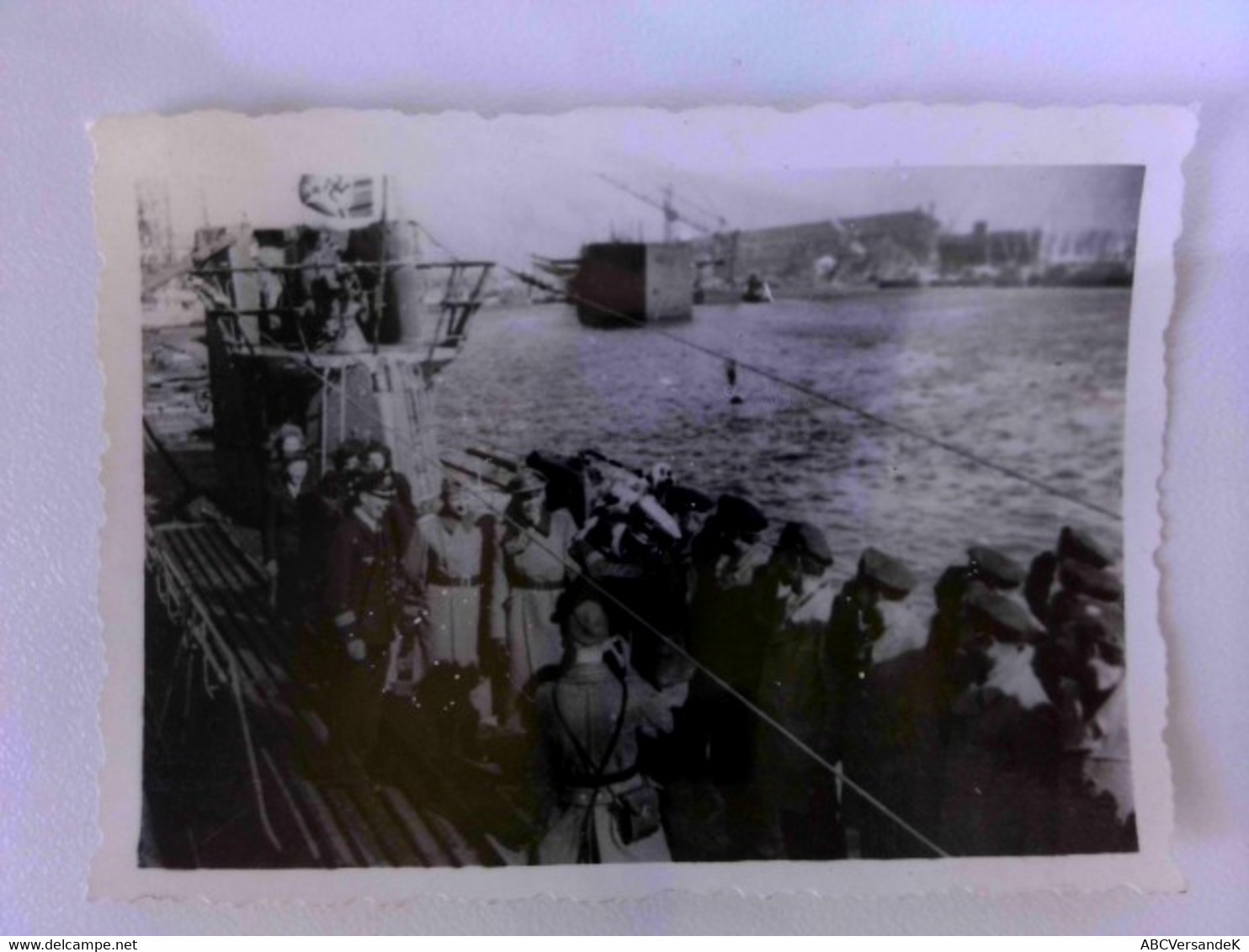 Originales Foto: Einfahrt Des OT Patenbootes (U 128) Am 22.3.1942, Lorient Der Empfangsgruß   Kapitän Ulli Hey - Polizie & Militari