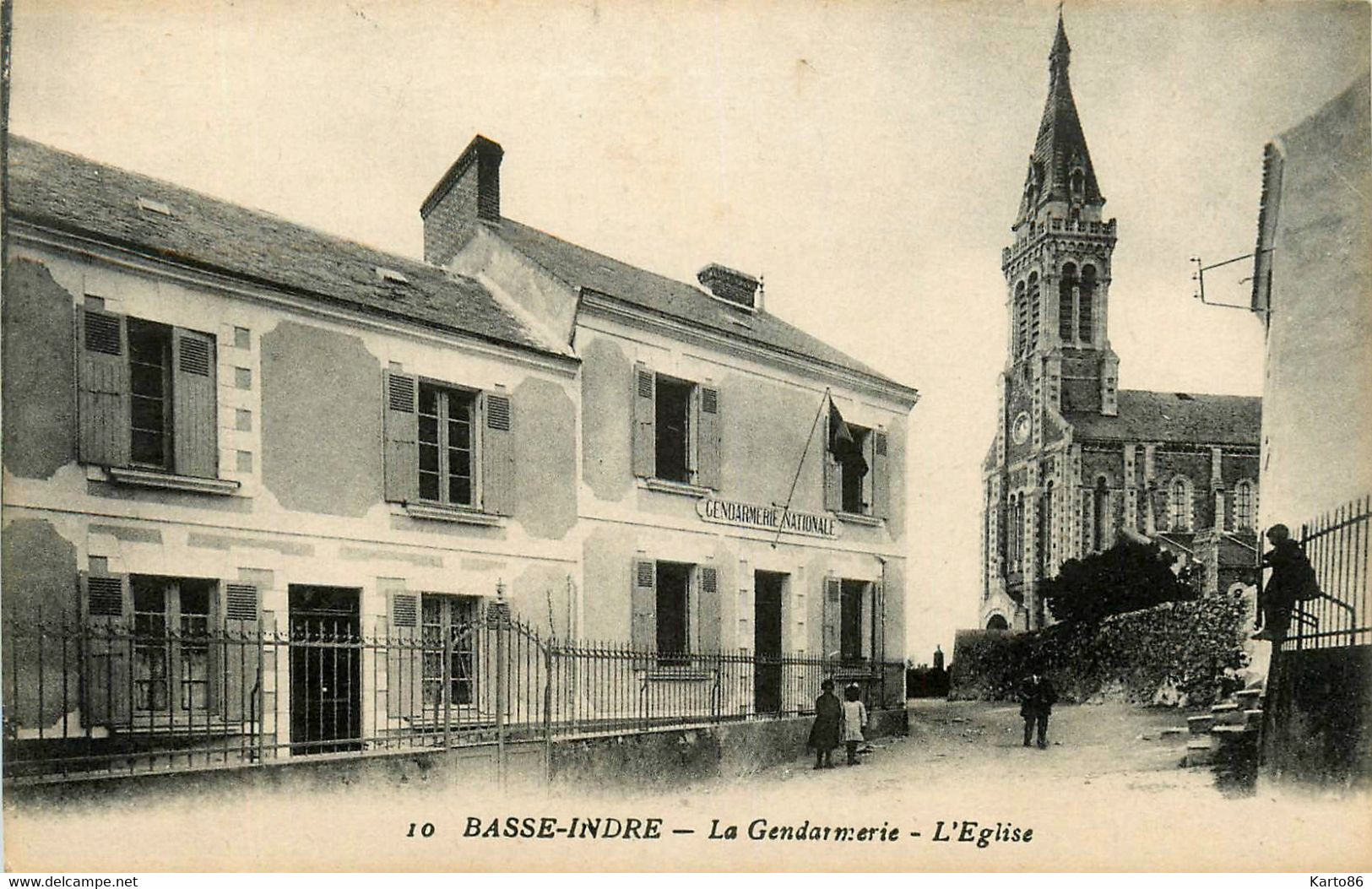 Basse Indre * Rue Et La Gendarmerie Nationale * Vue Sur L'église - Basse-Indre