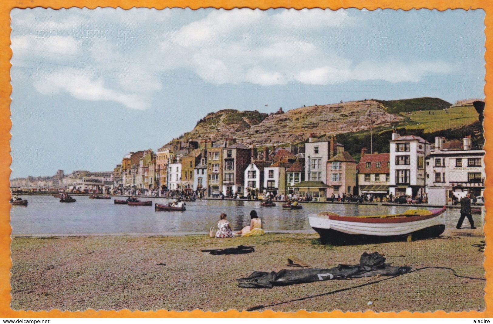 HASTINGS, Sussex, Angleterre - Port De Pêche Et West Hill - Hastings