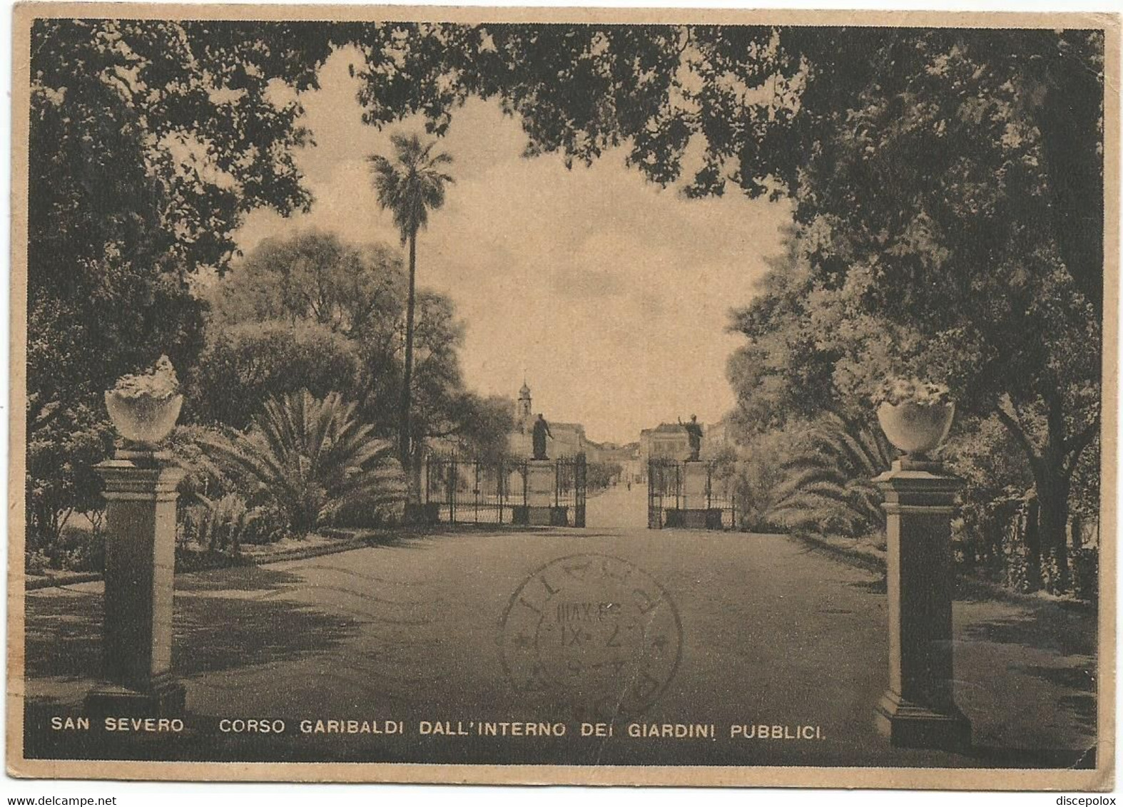 AB592 San Severo (Foggia) - Corso Garibaldi Visto Dall'interno Dei Giardini Pubblici / Viaggiata 1939 - San Severo