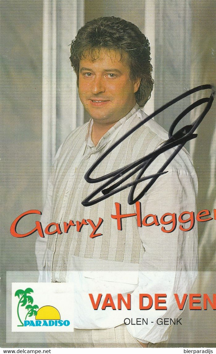 Garry Hagger  -  2  Scans    - Was In Gekleefd - Autographes