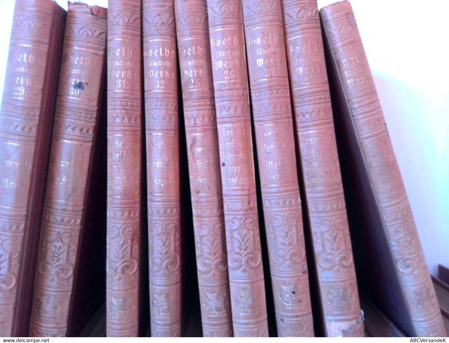 Konvolut Bestehend Aus 36 Bänden Zum Thema: Goethes Sämtliche Werke Aus Der  Cottasche Bibliothek Der Weltlite - German Authors