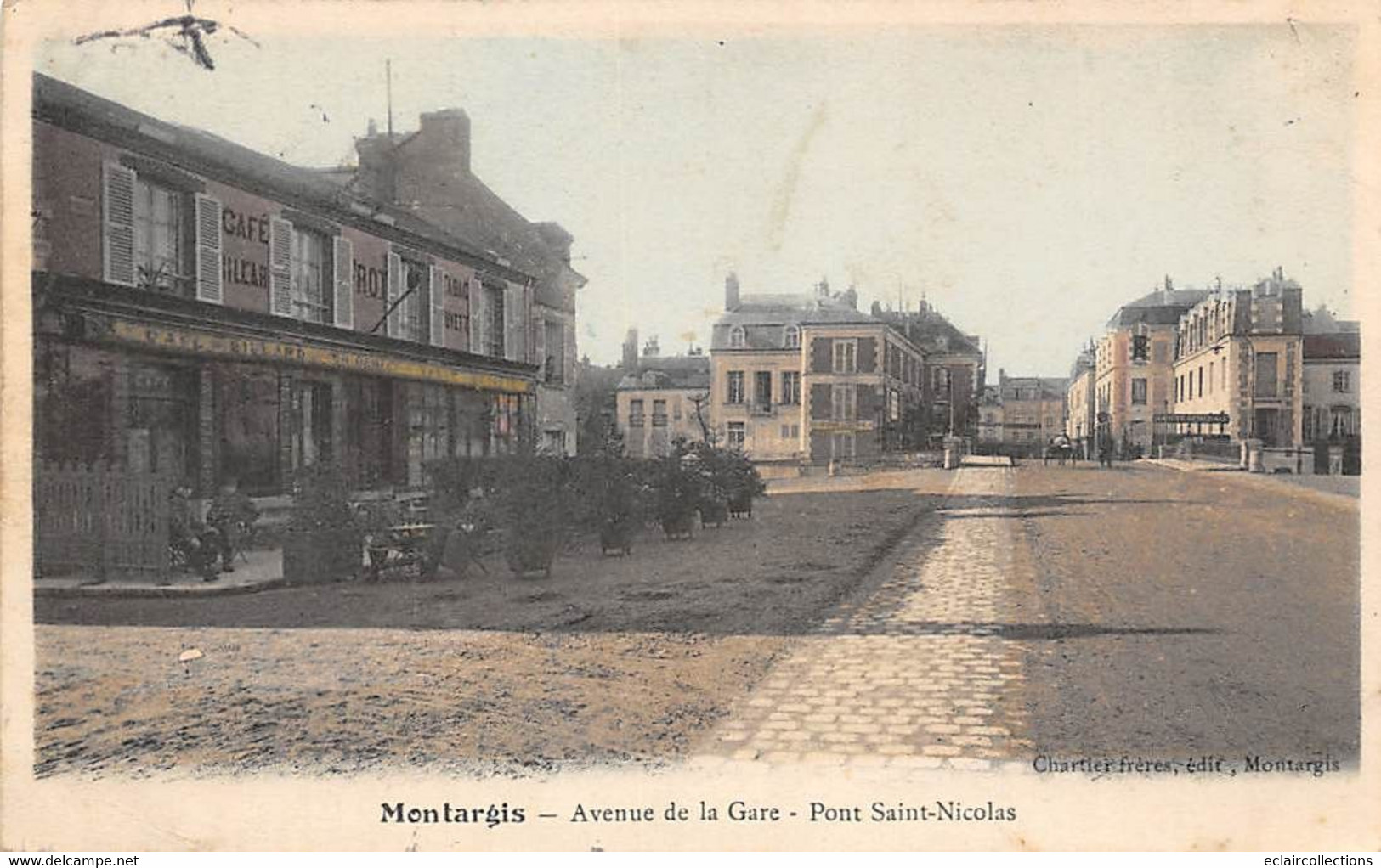 Montargis            45        Avenue De La Gare. Pont St Nicolas Café. Billard .   (voir Scan) - Montargis