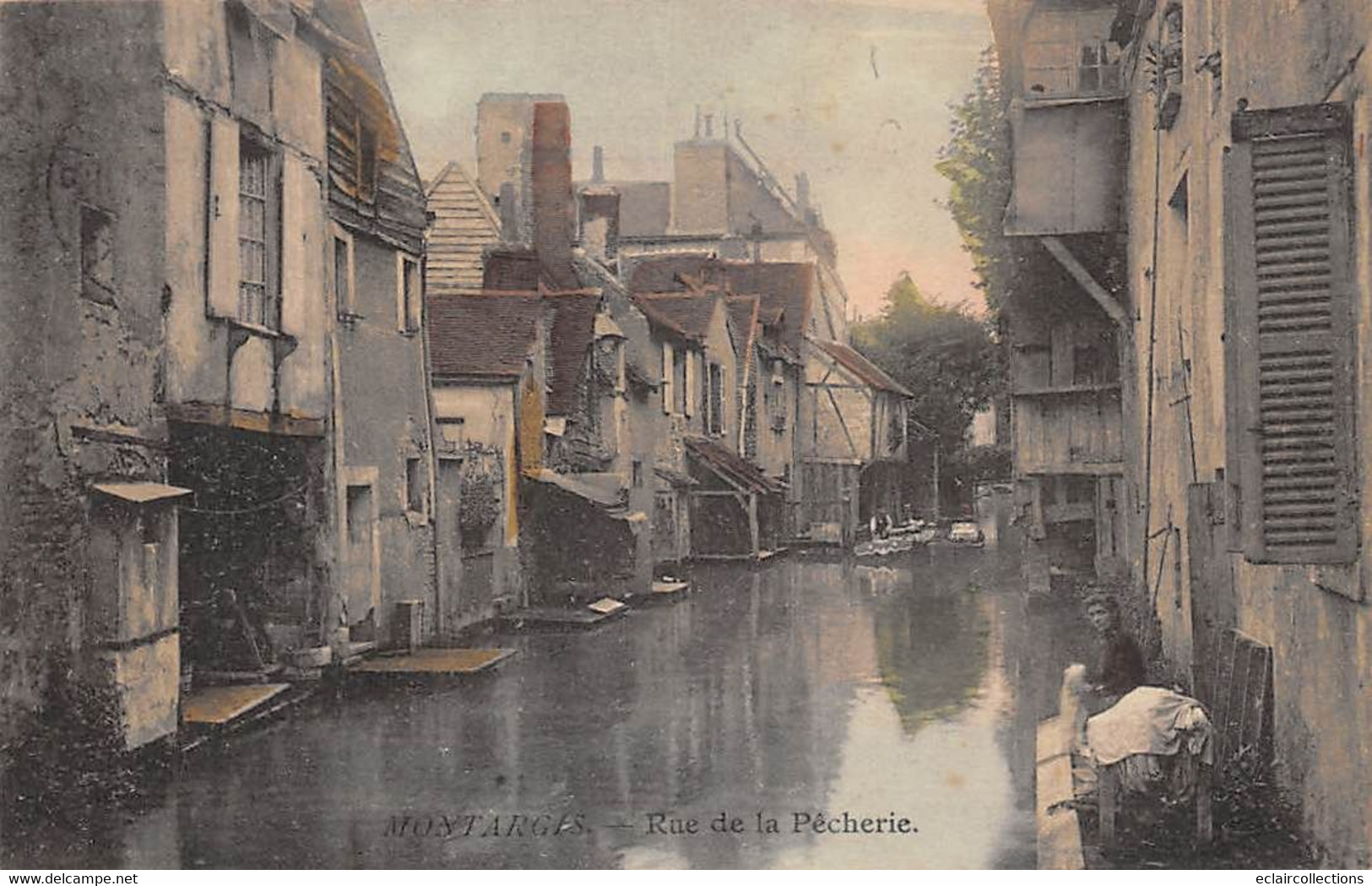 Montargis            45        Rue De La Pêcherie           (voir Scan) - Montargis