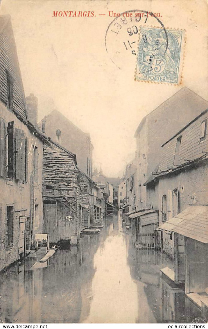 Montargis            45       Une Rue  Sur L'eau - 3 -      (voir Scan) - Montargis