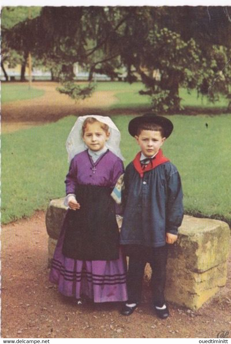 Cpsm Dentelée Grand Format. Enfants Du Limousin En Costume Traditionnel. - Portraits