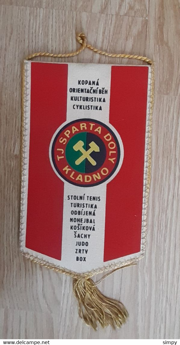 Vintage Pennant Table Tennis Club TJ Sparta Doly Kladno 12x25cm Czechoslovakia CSSR - Tafeltennis