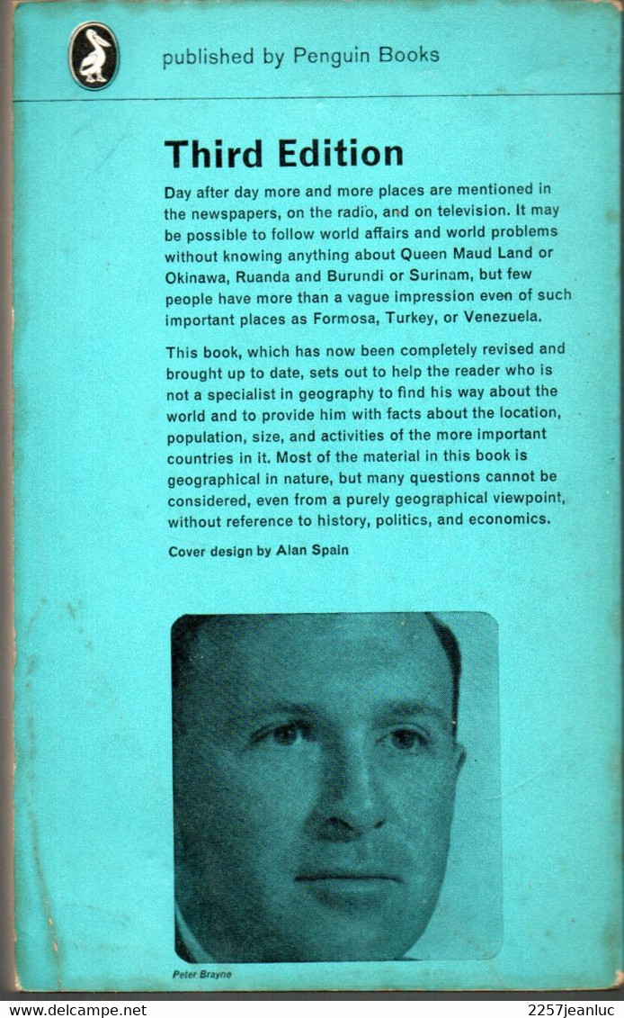 Roman -  Geography Of World Affairs J.P.Cole ( A Penguin Books 1965) - Politics/ Political Science