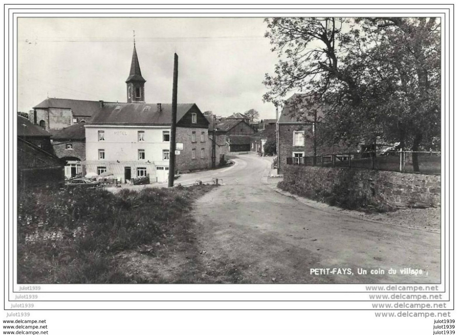 PETIT - FAYS ..--  Un Coin Du Village . - Bievre