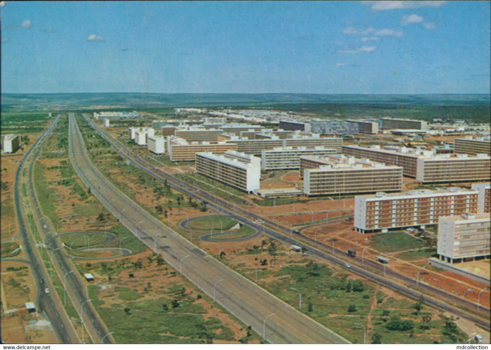 BR BRASILIA / Rodoviario ComSuper Quadras / CARTE COULEUR - Brasilia