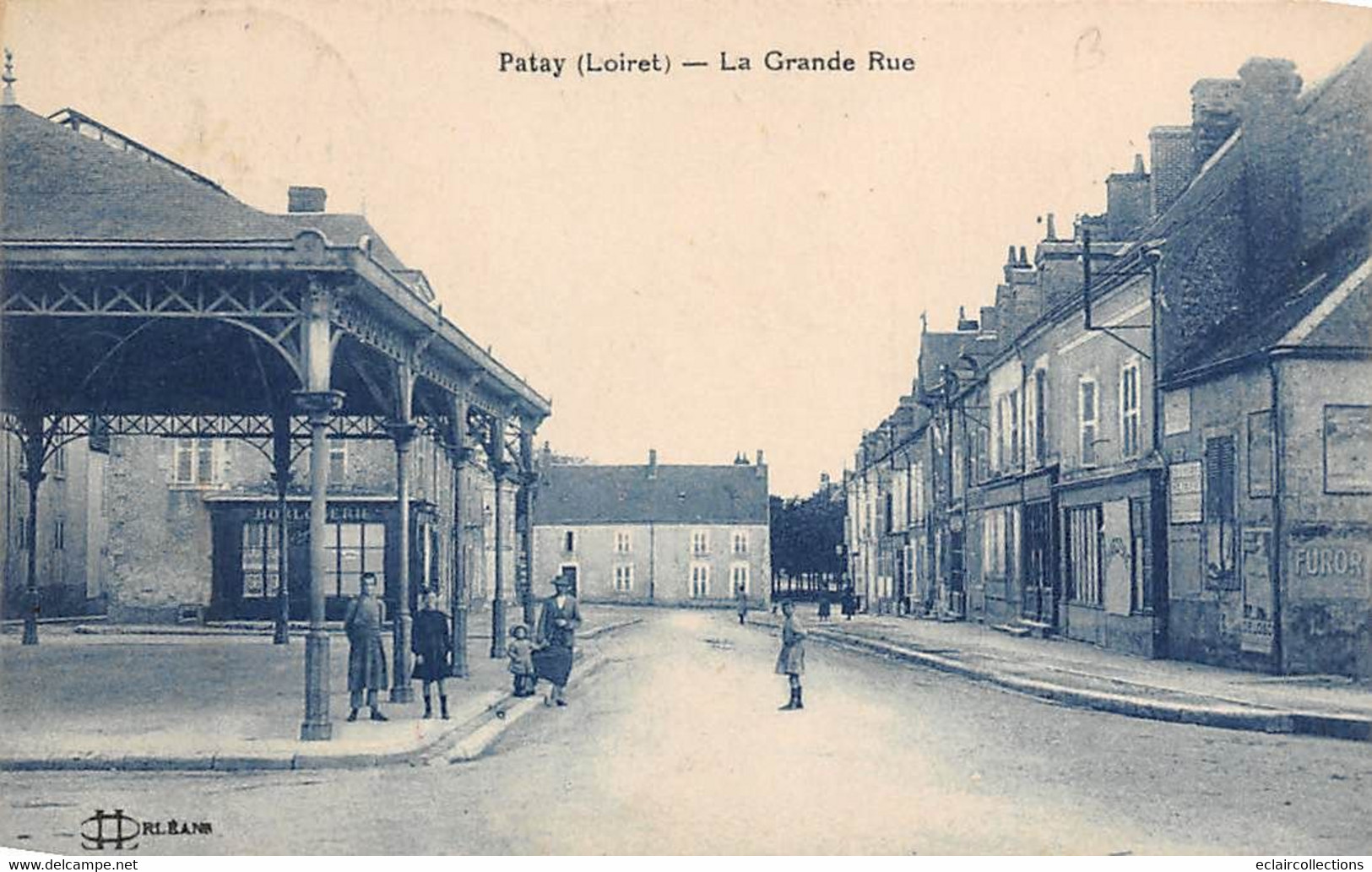 Patay          45          Halle Et La Grande Rue      (voir Scan) - Autres & Non Classés