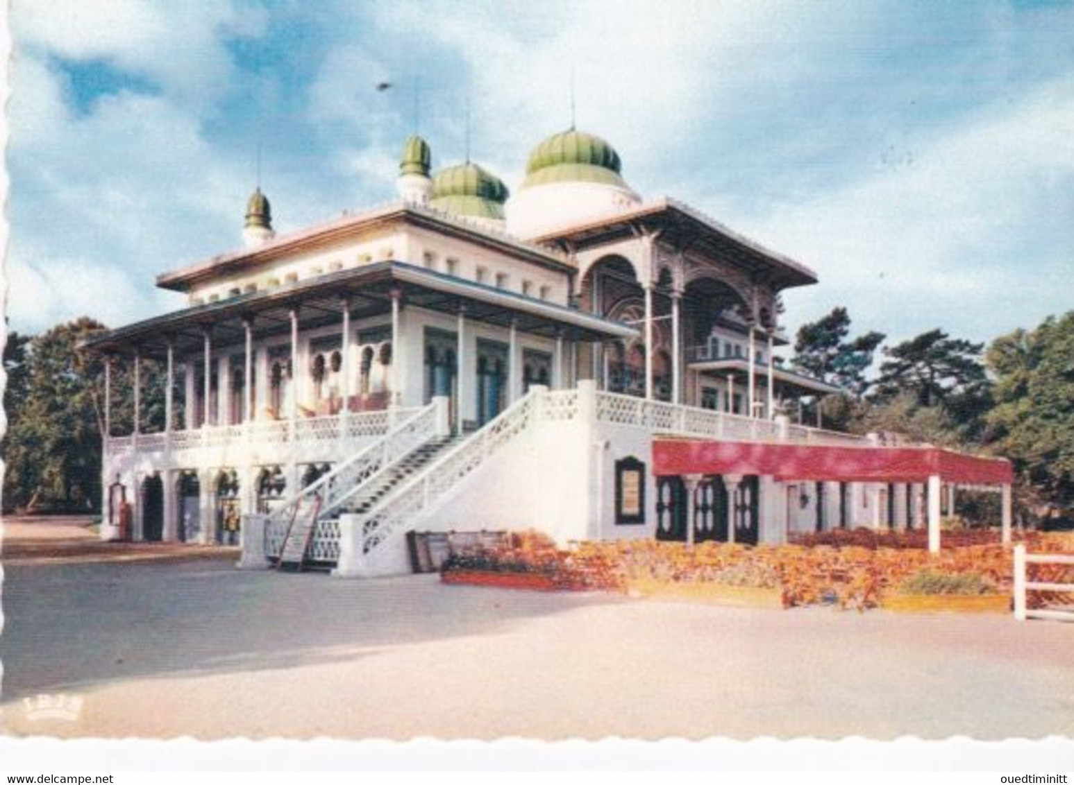 Cpsm Dentelé Grand Format. Le Casino Mauresque D'Arcachon - Casinos