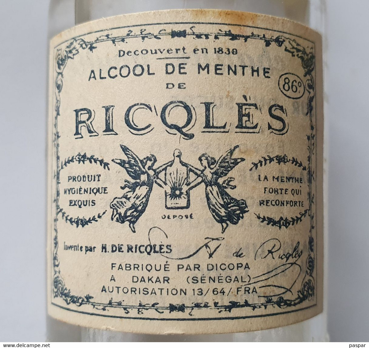 ANCIENNE BOUTEILLE MIGNONNETTE Presque Pleine RICQLES Alcool De Menthe  - Fabriqué à Dakar Sénégal - Années 1960 - Miniaturflaschen