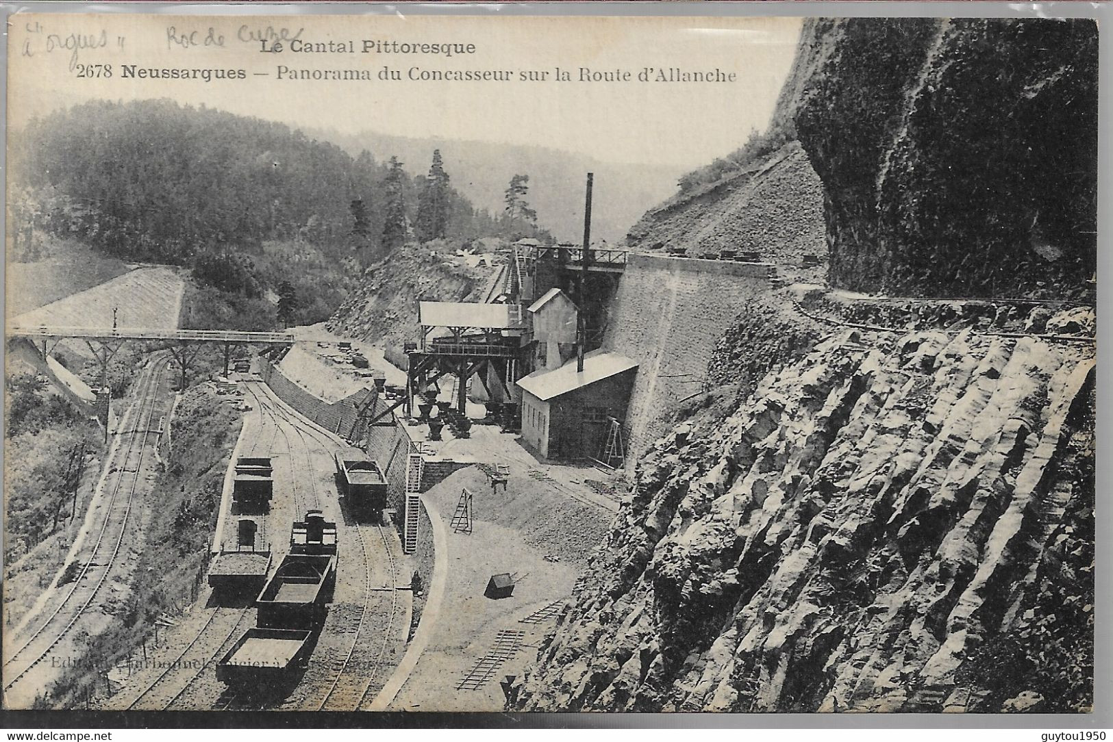 Neussarques Panorama Du Concasseur Sur La Route D'allanche - Andere & Zonder Classificatie