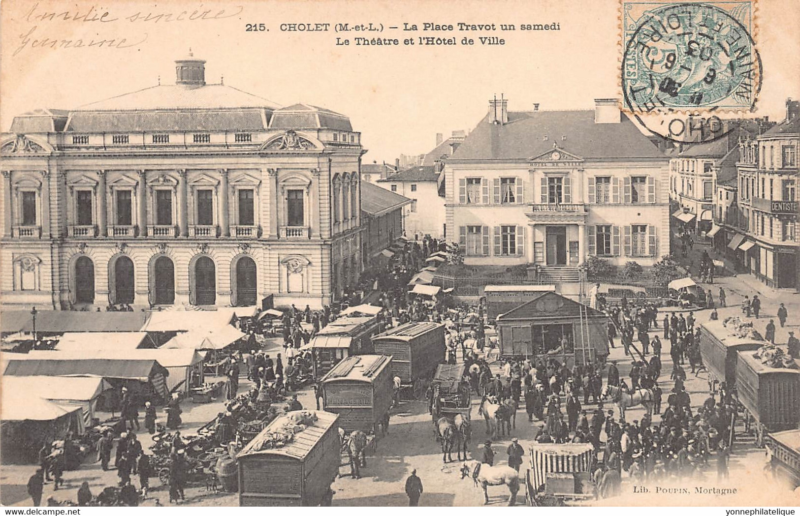 49 - MAINE ET LOIRE - CHOLET - La Place Travot Un Samedi - Théâtre Et Hôtel De Ville (10070) - Cholet