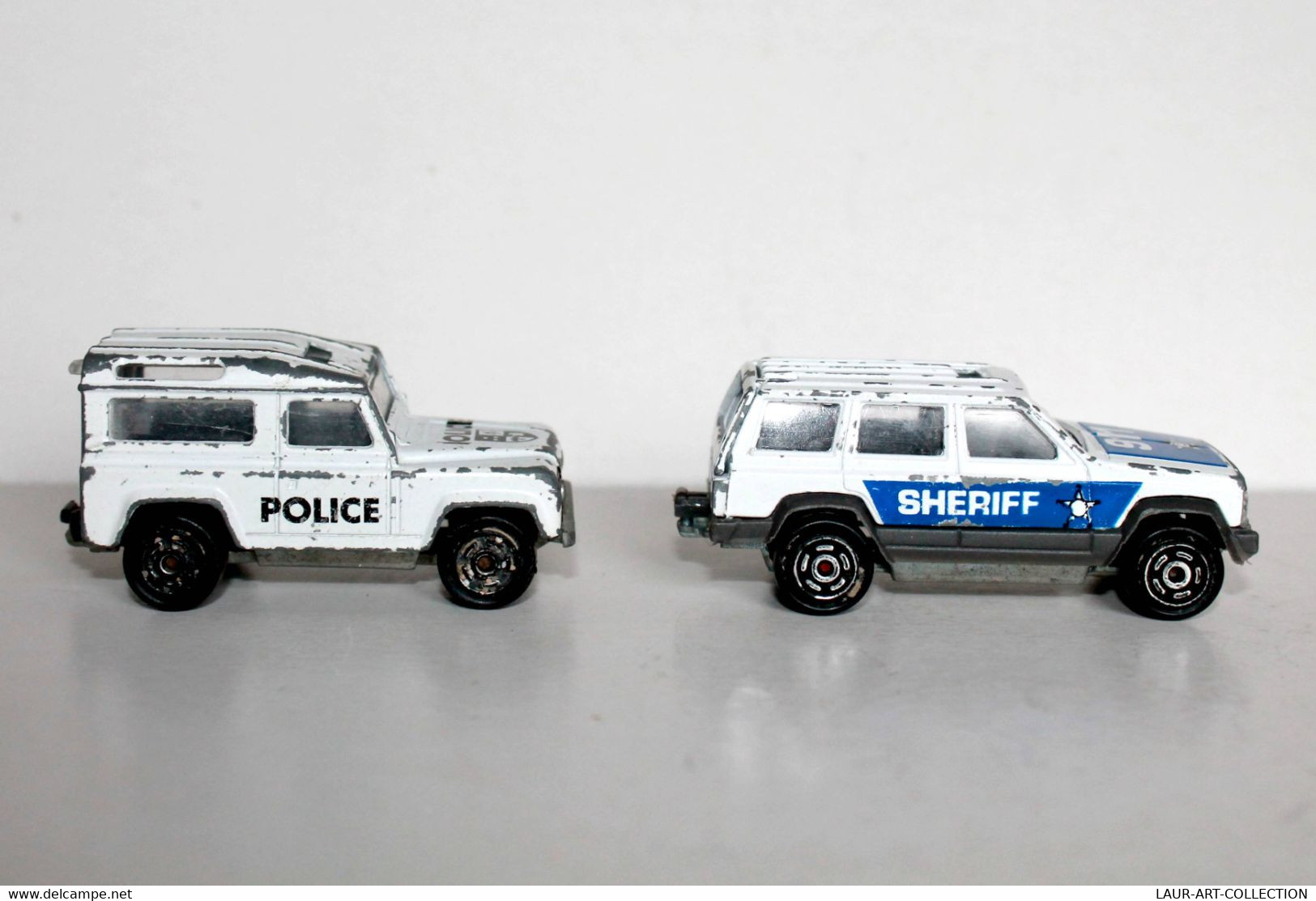 LOT 2 MAJORETTE - POLICE LAND ROVER N°266 + 911 SHERIFF JEEP CHEROKEE N°224 1/60 ANCIENNE MINIATURE        (030122.4) - Majorette