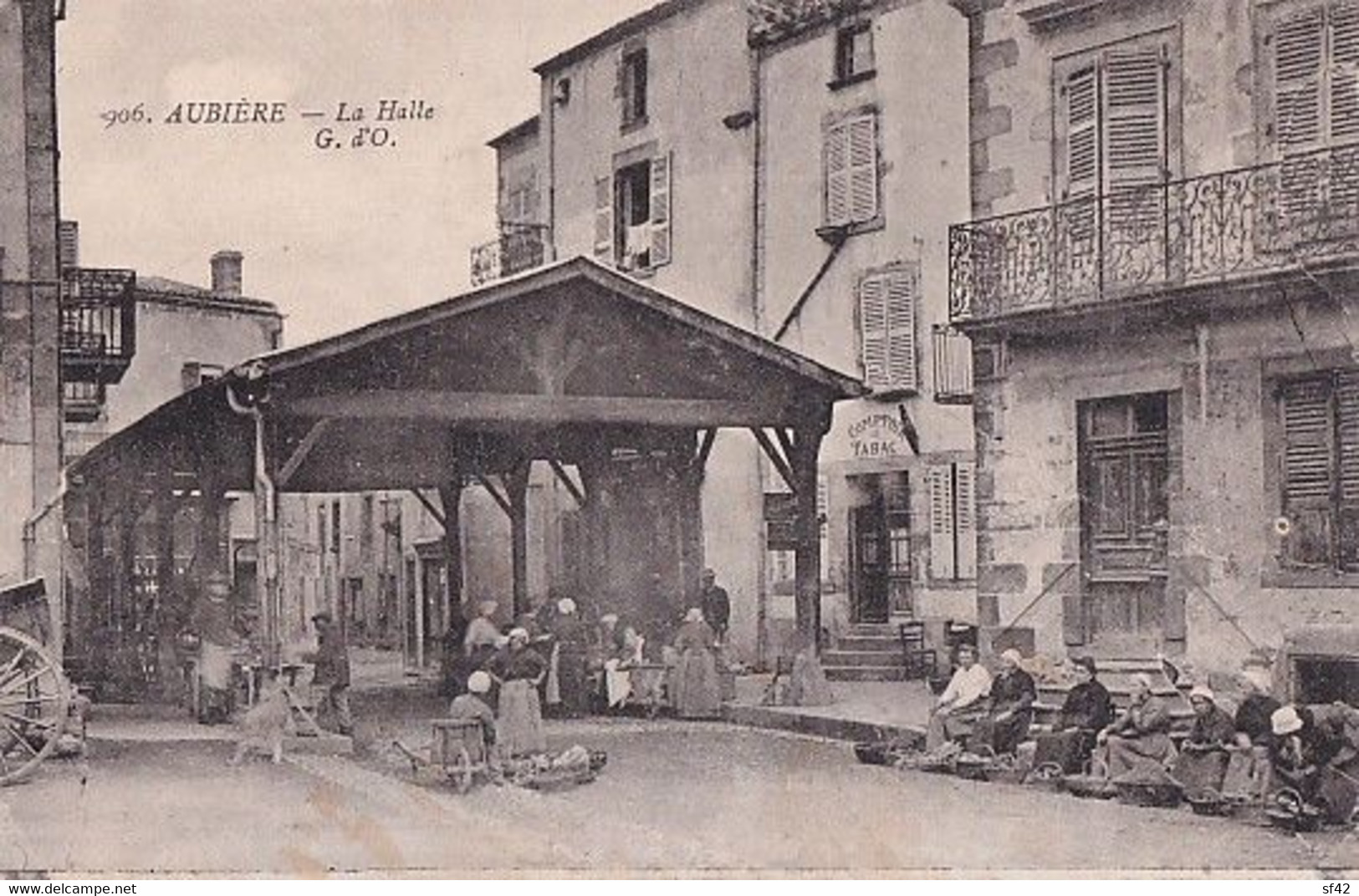 AUBIERE                        LA HALLE      LE MARCHE - Aubiere