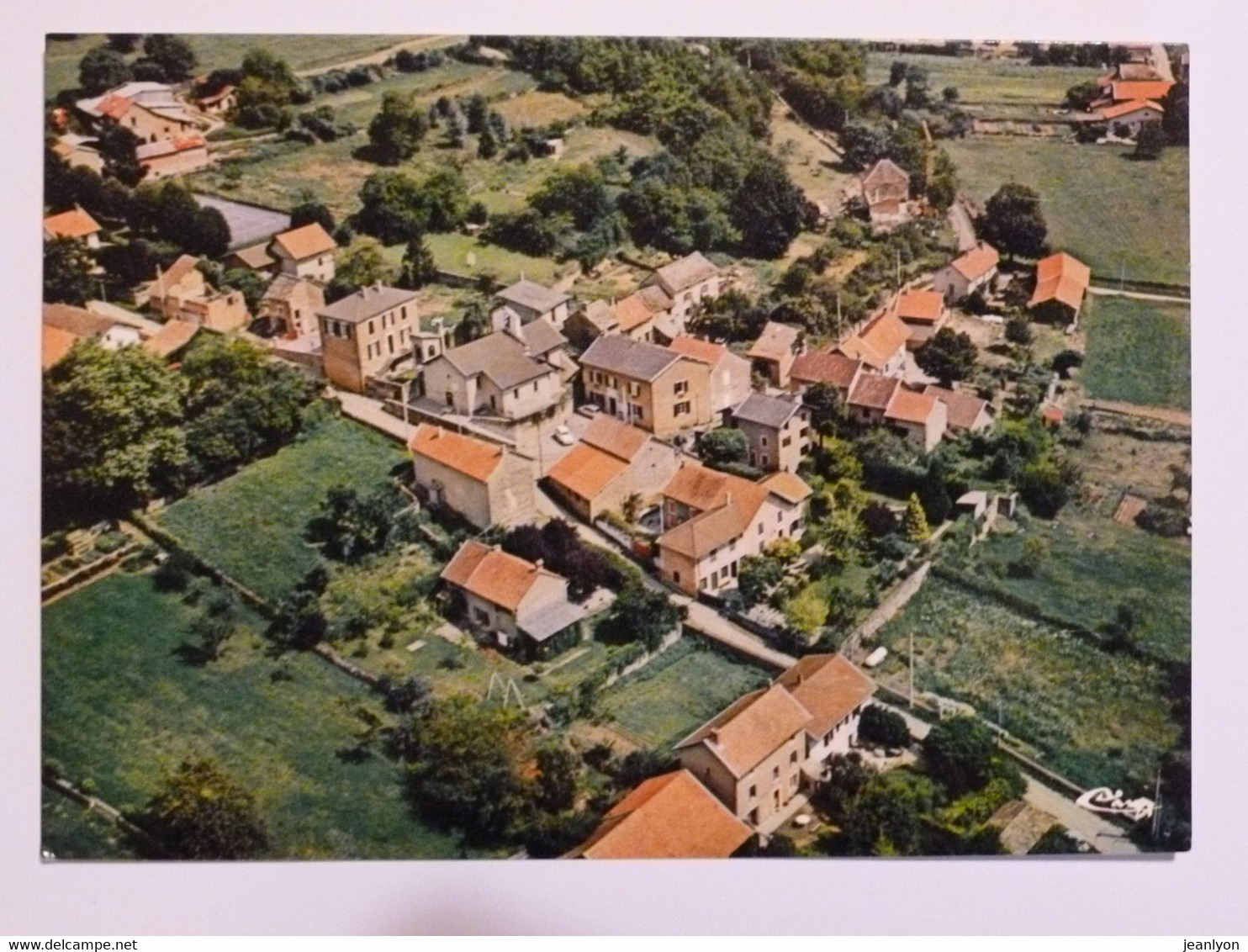 PANOSSAS (38/Isère) , Proche Crémieu - Vue Du Village Et De L'Eglise - Sonstige & Ohne Zuordnung